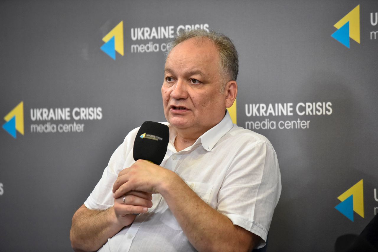 «Аж начал плавиться асфальт»: Бариев рассказал о последствиях взрывов в Кефе