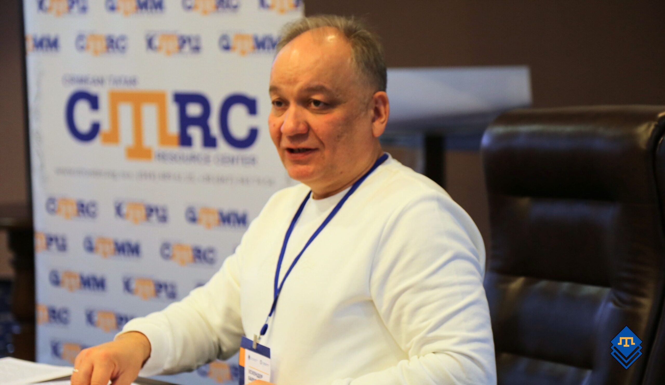 «Оккупанты продолжают активно использовать территории Крыма в военных целях» — Эскендер Бариев