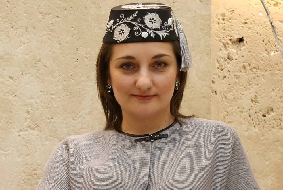«Если Крым останется под юрисдикцией России, то будущего у крымскотатарского народа нет, в то же время, я уверена, что у народа, который борется, всегда найдутся союзники, которые смогут помочь восстановить статус-кво» — Зарема Бариева для BBC Radio