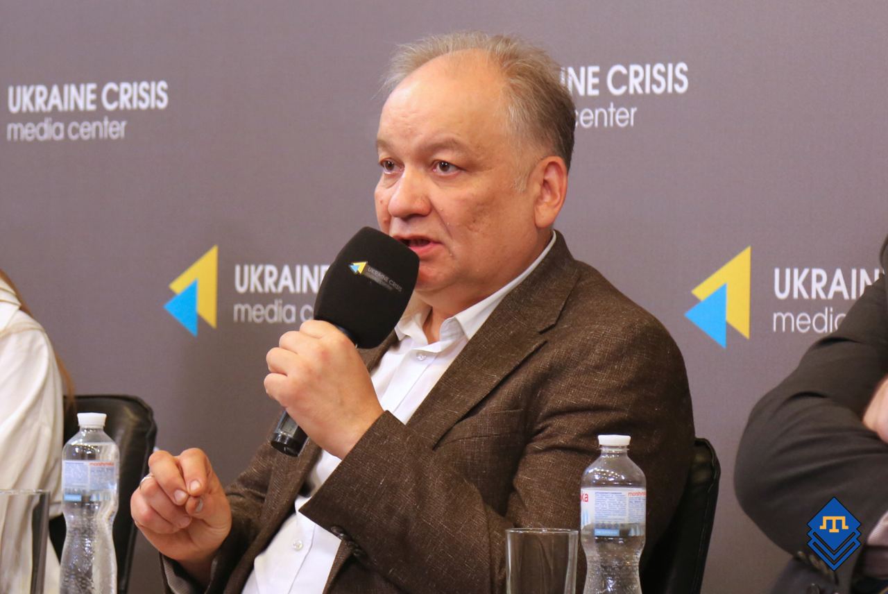 «Признание Меджлиса крымскотатарского народа является важным демократическим механизмом для того, чтобы можно было сдержать Крым», — Эскендер Бариев