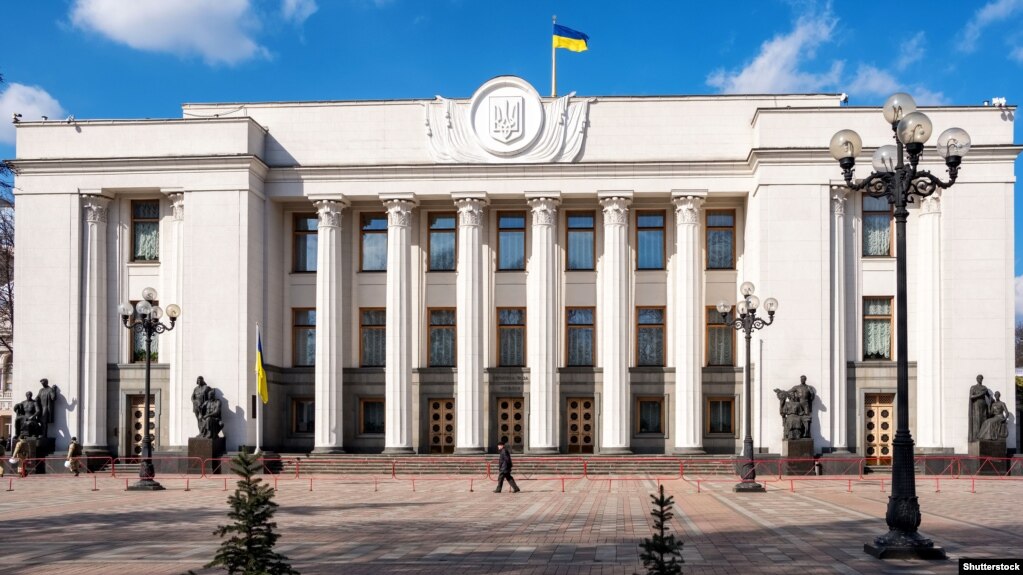 Верховна Рада прийняла новий Закон України «Про забезпечення прав і свобод внутрішньо переміщених осіб»